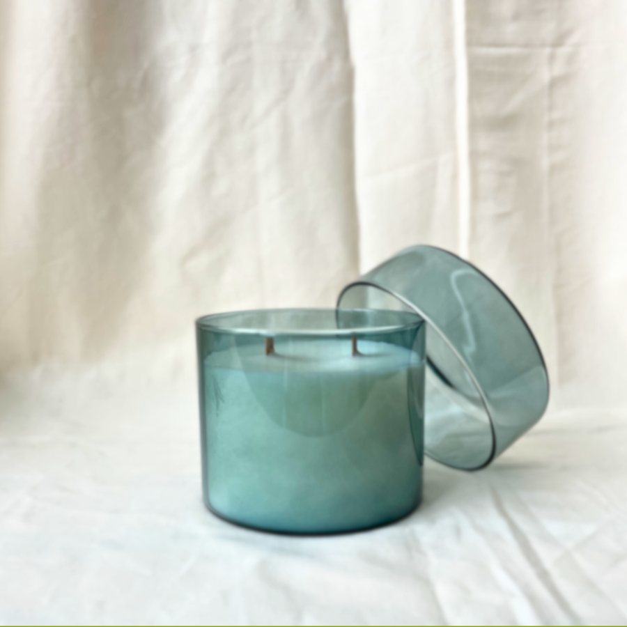 FANTASY 12 oz. Wood Wick Candle