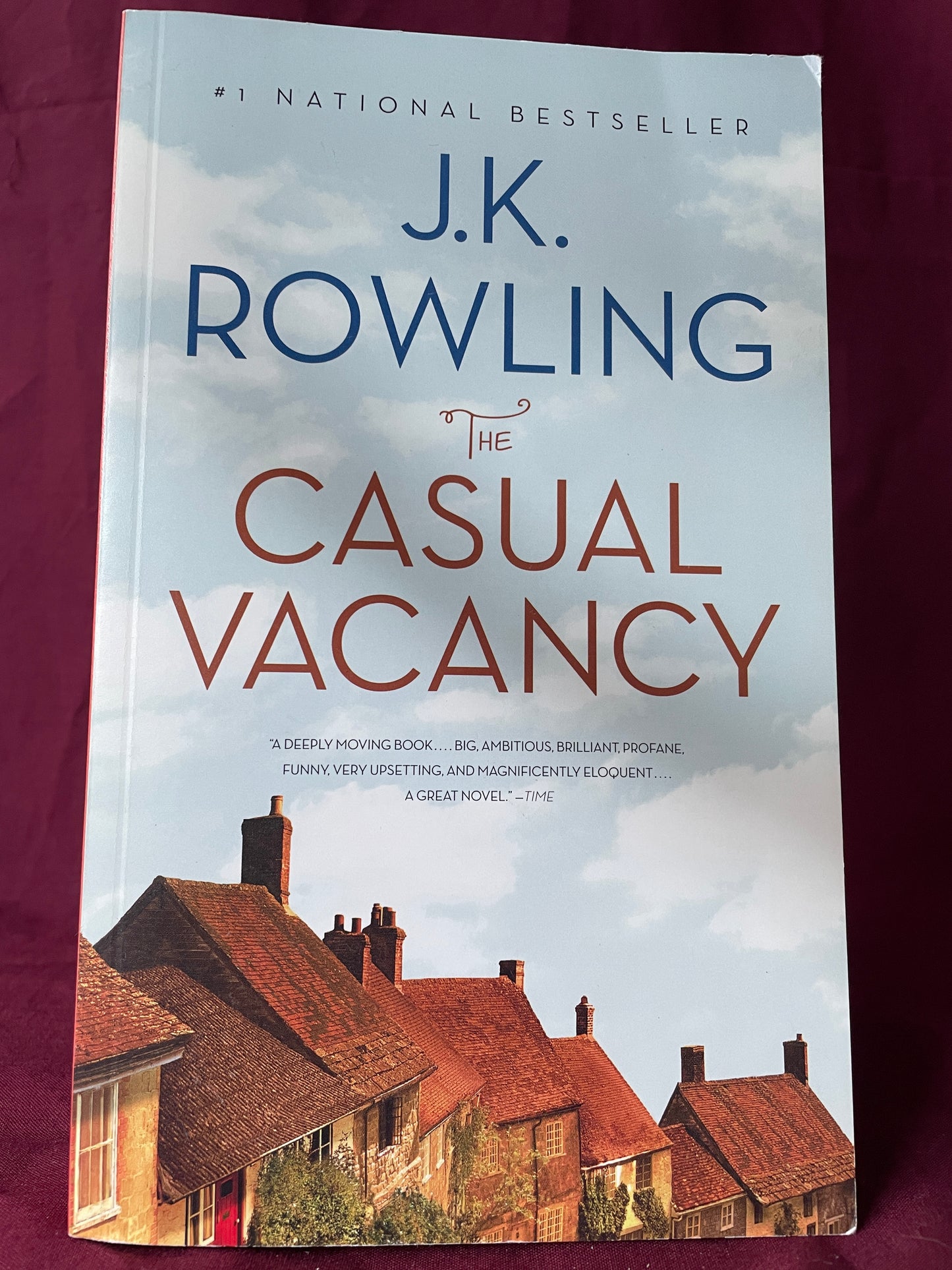 The Casual Vacancy (Paperback)