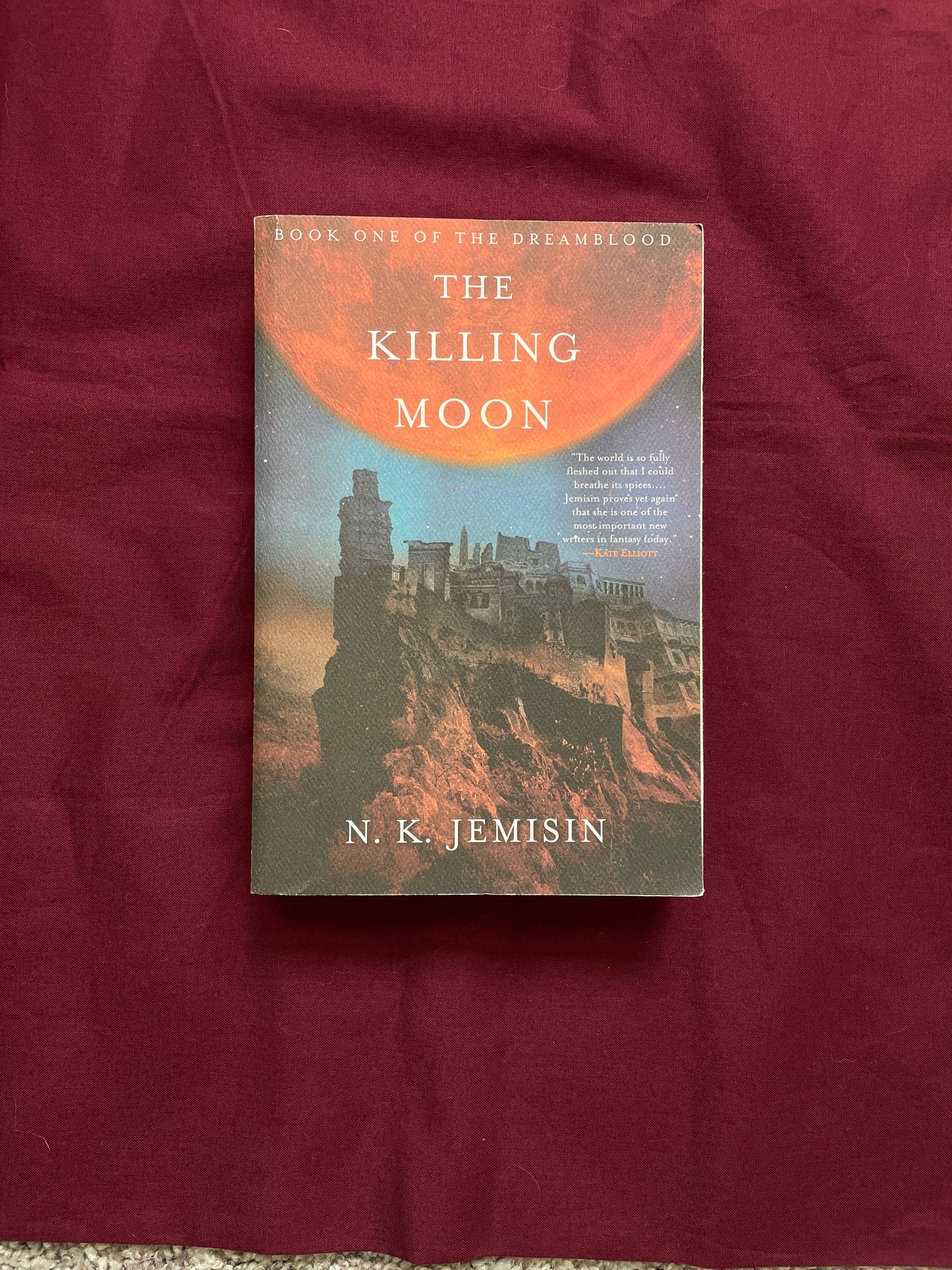 The Killing Moon (Paperback)